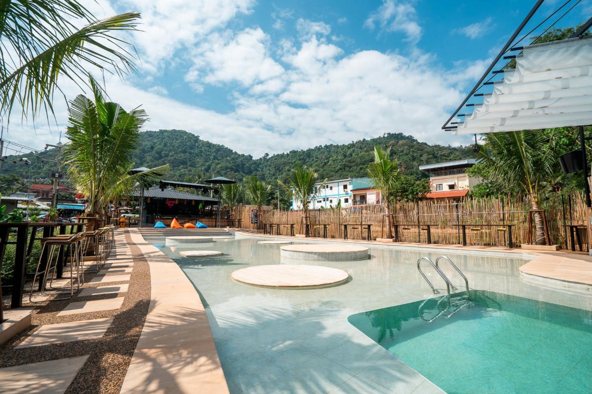 Summer Club And Hostel Ao Nang Buitenkant foto