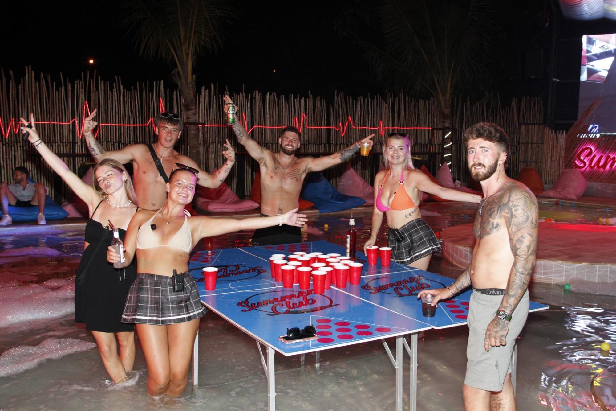 Summer Club And Hostel Ao Nang Buitenkant foto